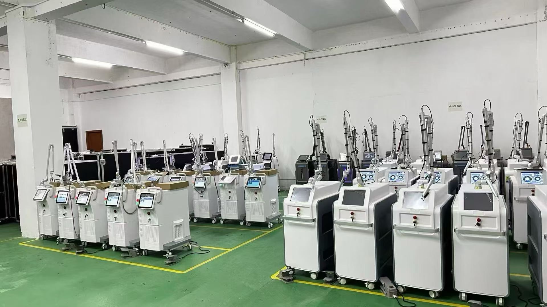 Rows of professional beauty machines in the BY BEAUTY Guangzhou factory