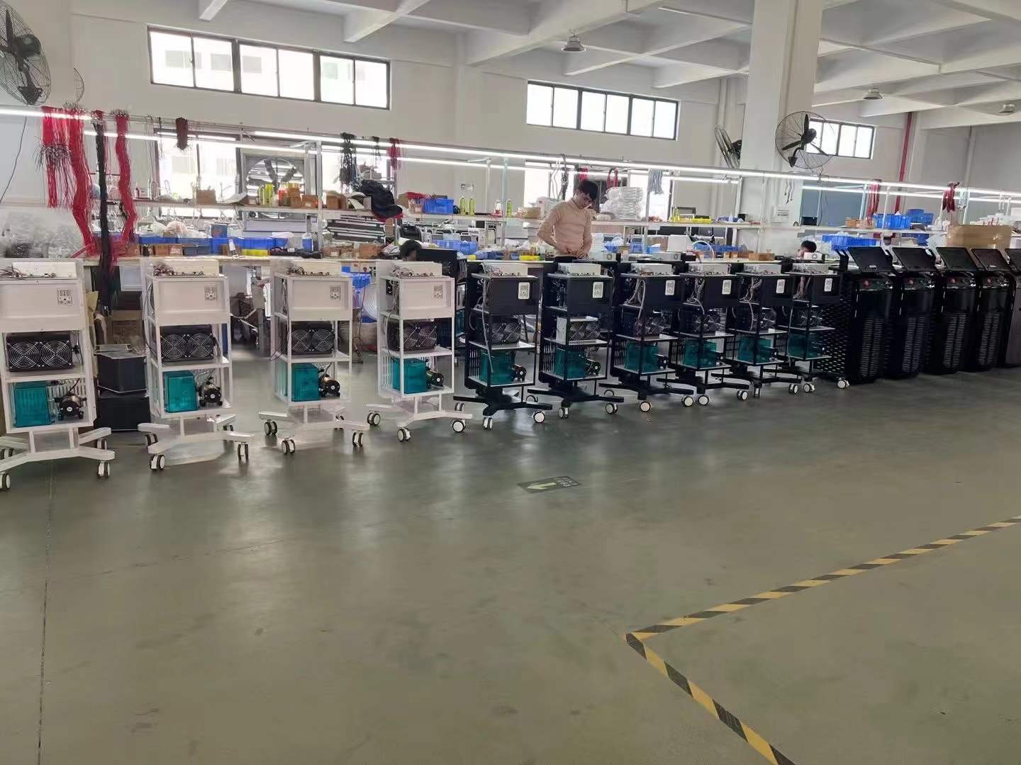 Final review inside the BY BEAUTY Guangzhou beauty equipment factory